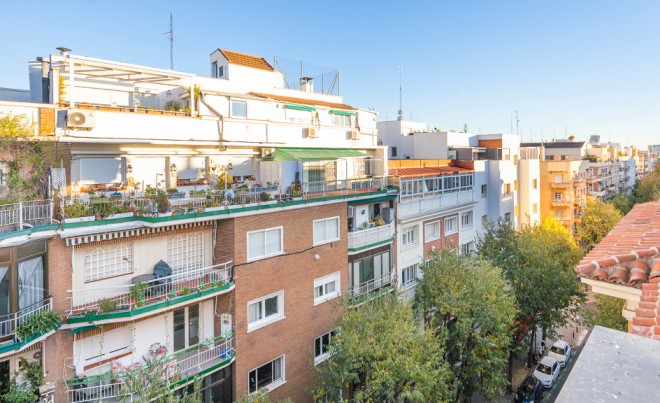 Venta · Apartamento / Piso · MADRID · Gaztambide