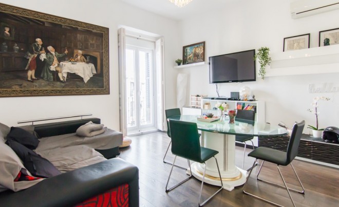 Sale · Apartment / flat · MADRID · Sol