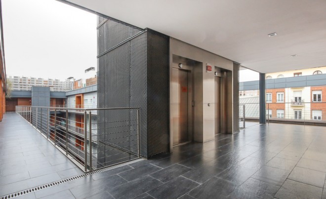 Sale · Apartment / Flat · MADRID · Palos de Moguer