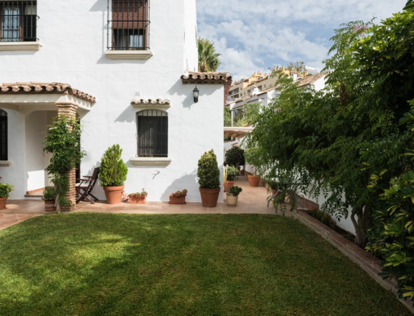 Sale · Bungalow / Townhouse / Detached / Terraced · Marbella · Marbella Ciudad