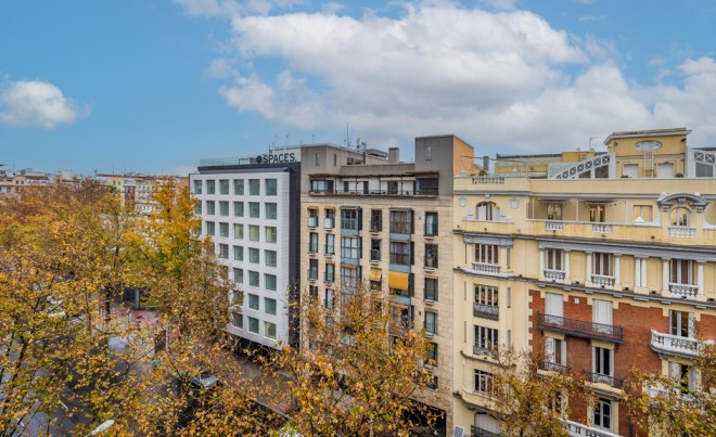 Venta · Apartamento / Piso · MADRID · Almagro