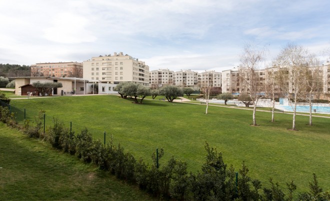 Sale · Apartment / Flat · MADRID · Rejas