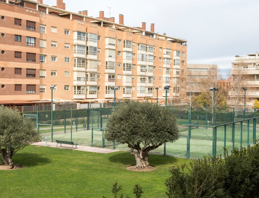 Venta · Apartamento / Piso · MADRID · Rejas