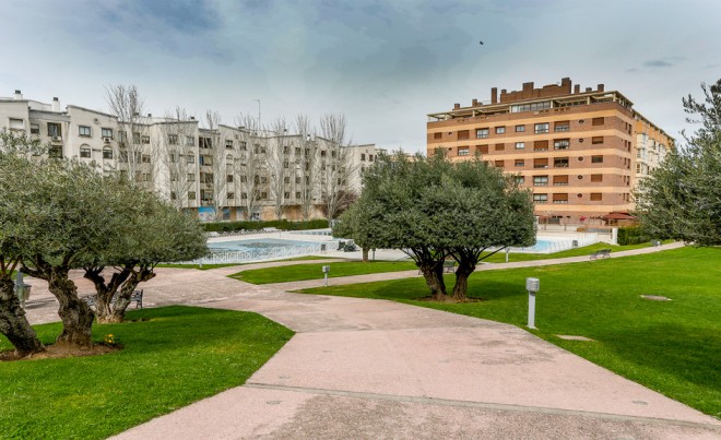 Revente · Appartement · MADRID · Rejas
