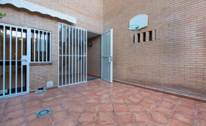 Sale · Detached house · MADRID · Peñagrande