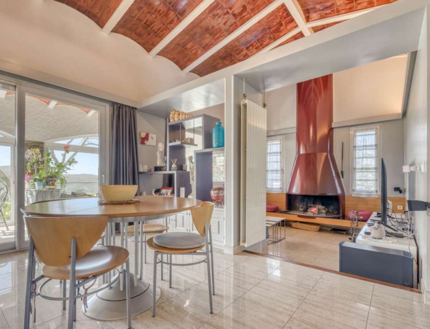 Venta · Villa / Chalet · Cadaqués