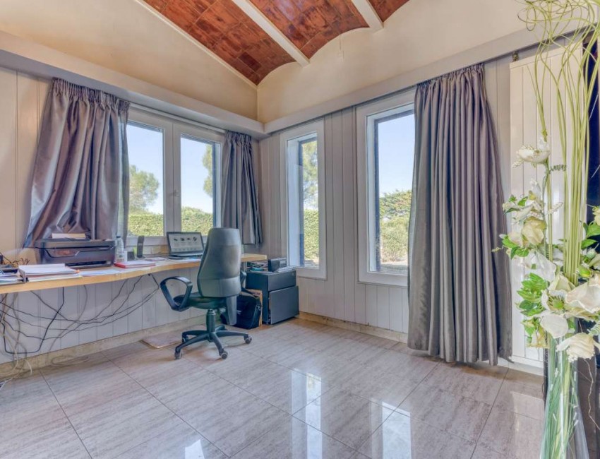 Venta · Villa / Chalet · Cadaqués