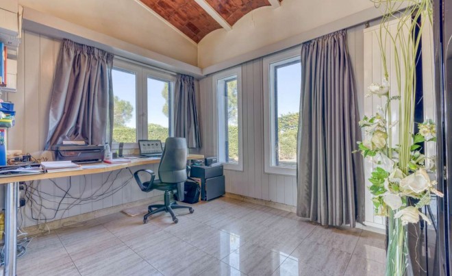 Venta · Villa / Chalet · Cadaqués