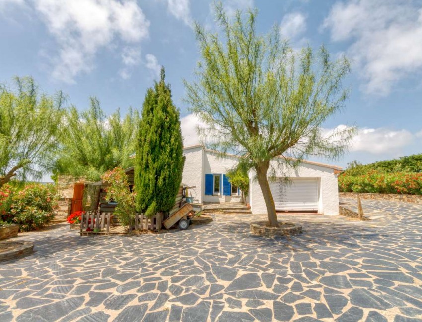 Venta · Villa / Chalet · Cadaqués