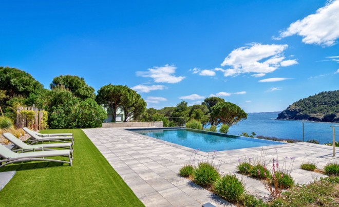 Revente · Villa · Llançà