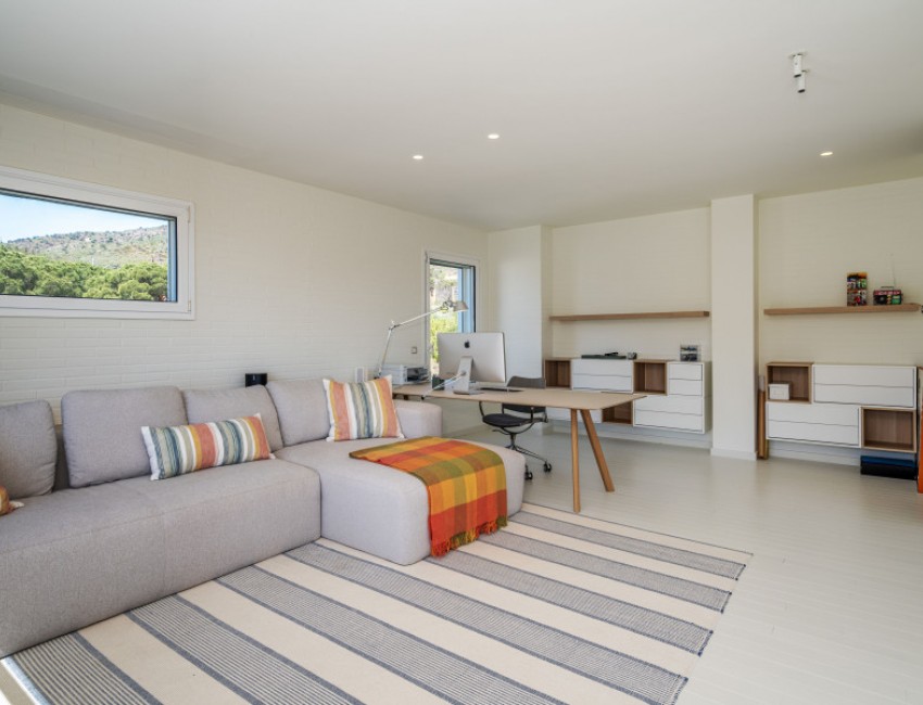 Revente · Villa · Llançà