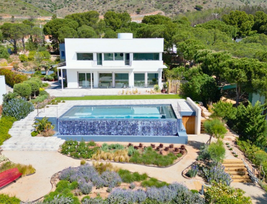 Revente · Villa · Llançà