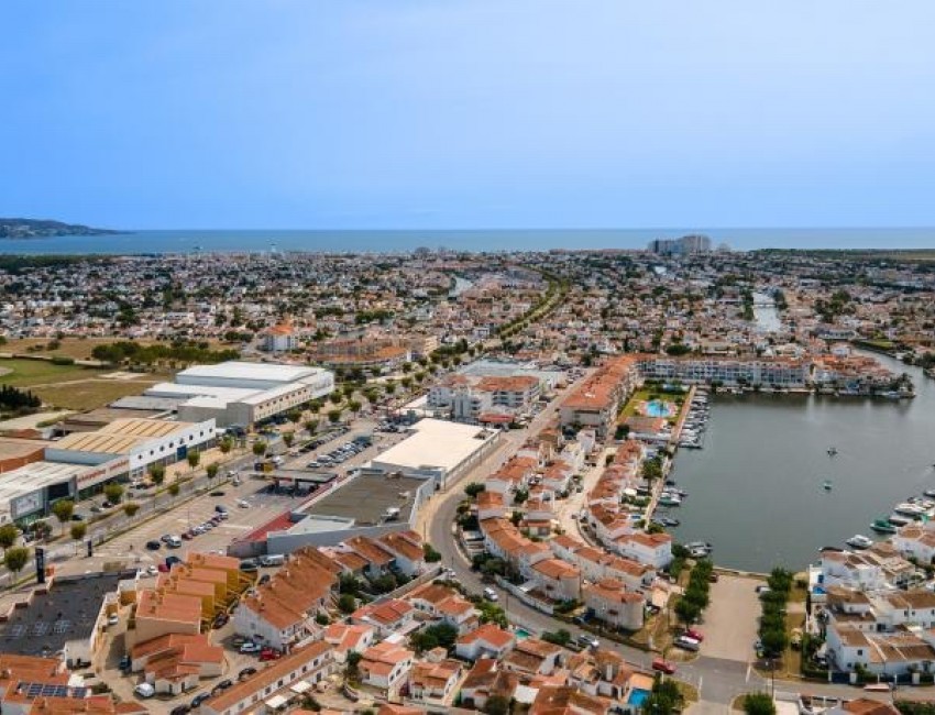 Venta · Villa / Chalet · Empuriabrava