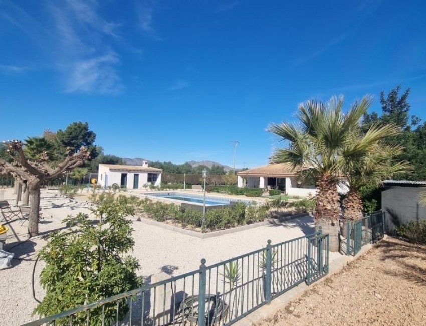 Venta · Villa / Chalet · Aspe