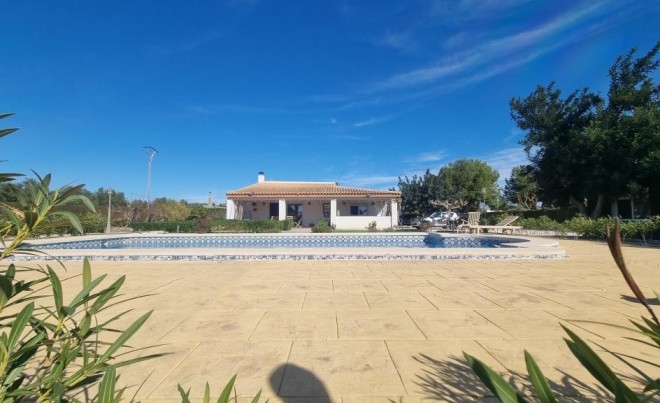 Venta · Villa / Chalet · Aspe