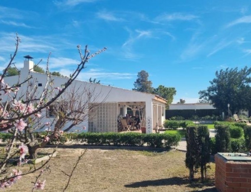 Venta · Villa / Chalet · Aspe