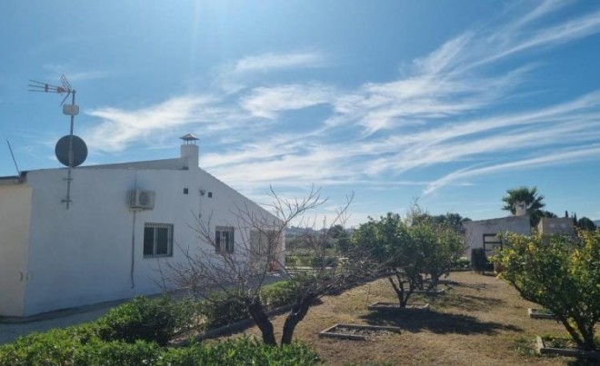 Venta · Villa / Chalet · Aspe