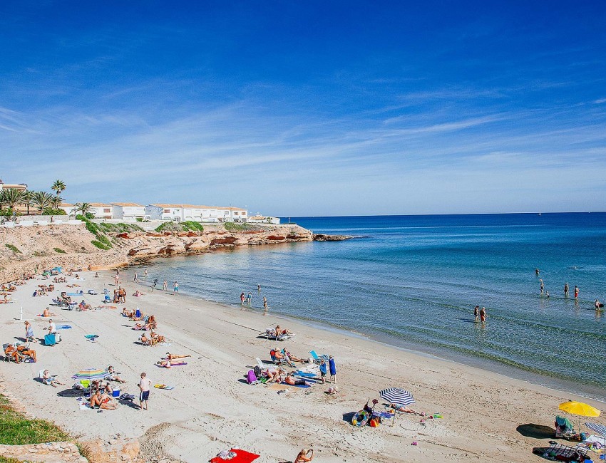 Nueva construcción  · Bungalow / Adosado / Semiadosado · Orihuela Costa · Villamartín