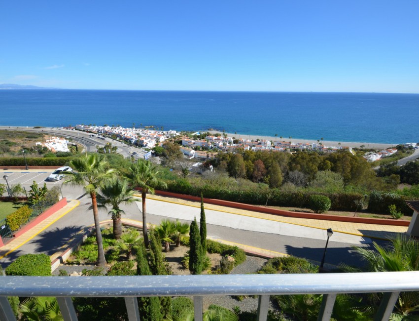 Sale · Apartment / Flat · La Duquesa · Costa del Sol