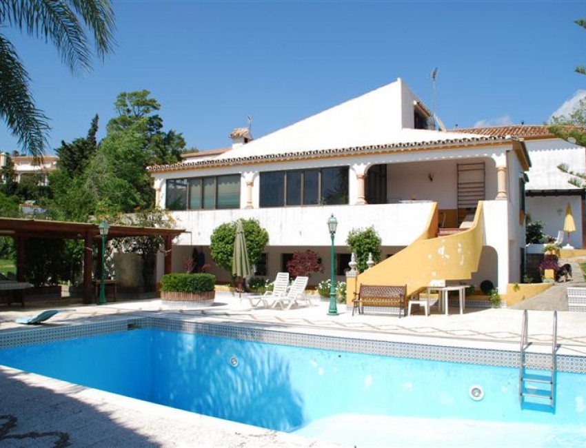 Venta · Villa / Chalet · Estepona · Costa del Sol