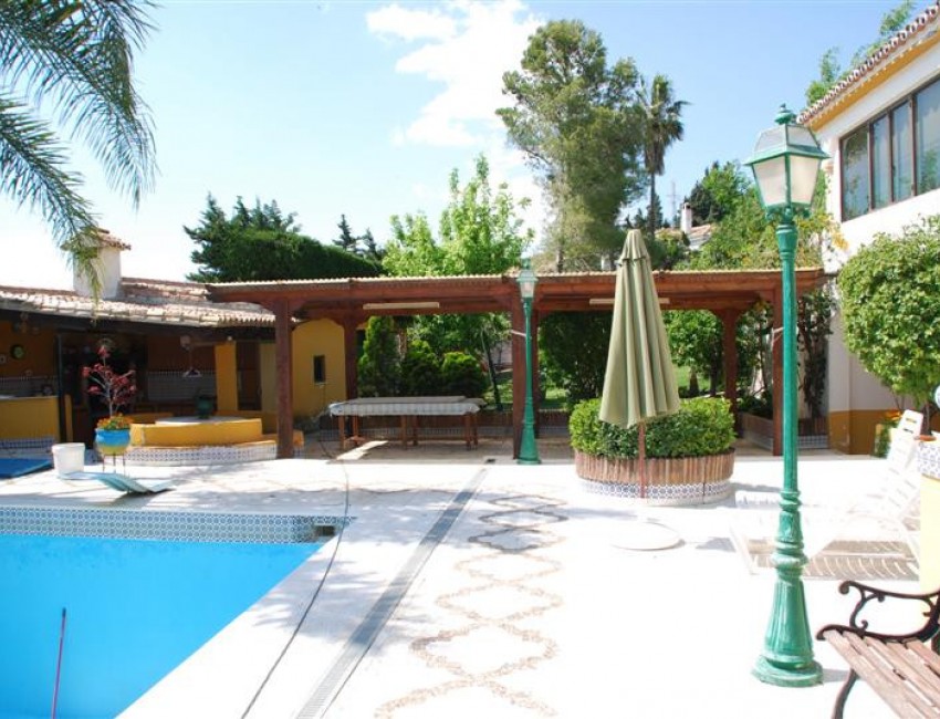 Venta · Villa / Chalet · Estepona · Costa del Sol