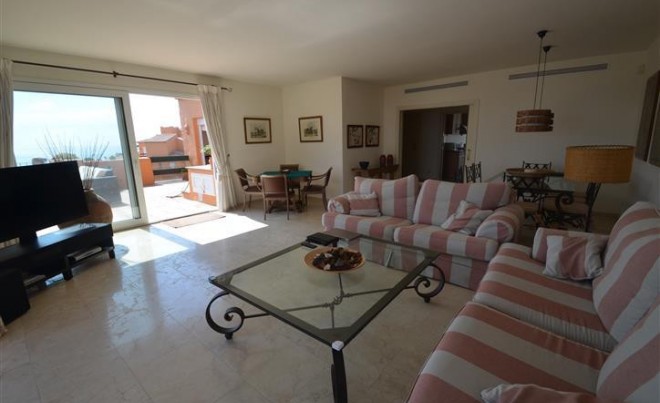 Venta · Apartamento / Piso · La Duquesa · Costa del Sol