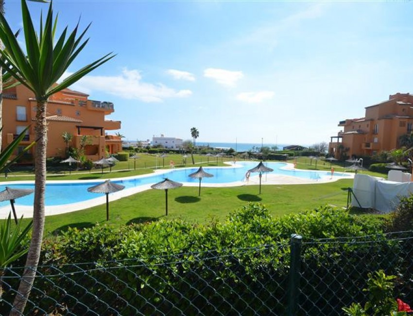 Sale · Apartment / Flat · La Duquesa · Costa del Sol