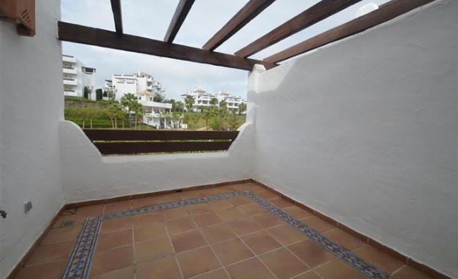 Sale · Bungalow / Townhouse / Detached / Terraced · Selwo · Costa del Sol