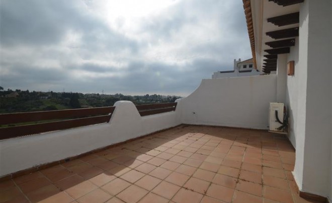 Sale · Bungalow / Townhouse / Detached / Terraced · Selwo · Costa del Sol