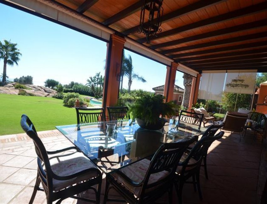 Venta · Villa / Chalet · La Duquesa · Costa del Sol