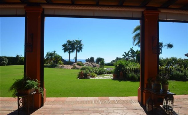 Venta · Villa / Chalet · La Duquesa · Costa del Sol