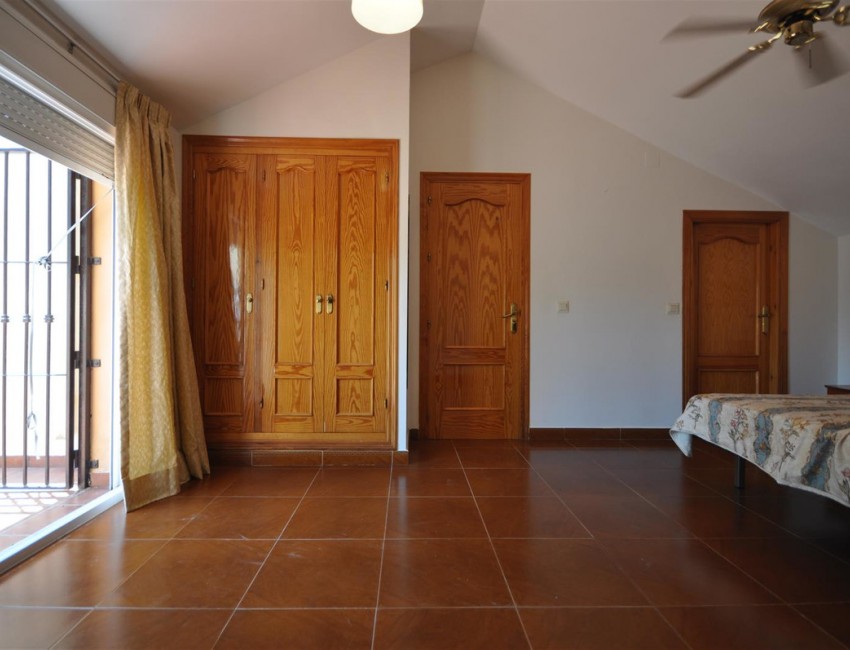 Sale · Villa · SAN PEDRO ALCÁNTARA · Costa del Sol