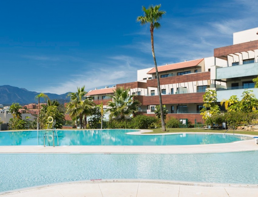 Sale · Apartment / Flat · Estepona · Costa del Sol