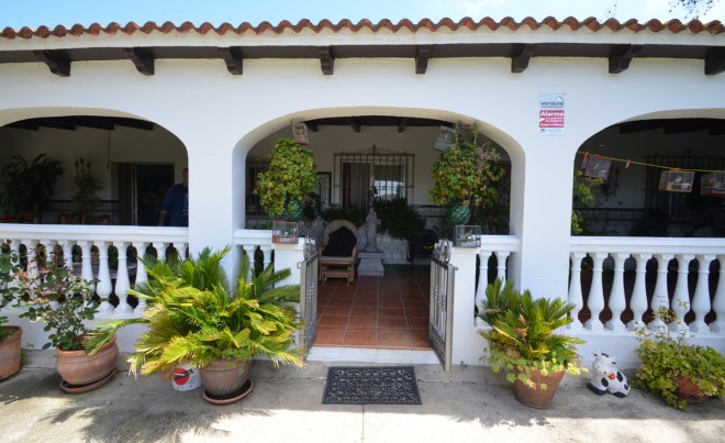 Sale · Villa · San Martín de Tesorillo · Costa del Sol