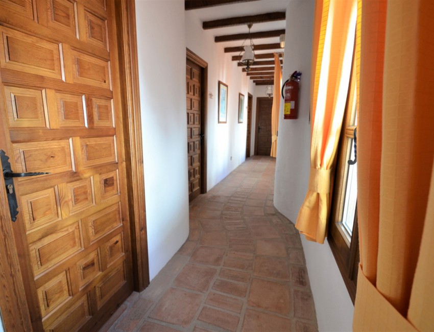 Venta · Local Comercial · Casares · Costa del Sol