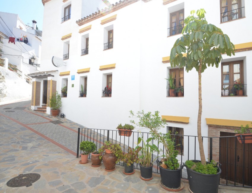 Sale · Commercial Property · Casares · Costa del Sol