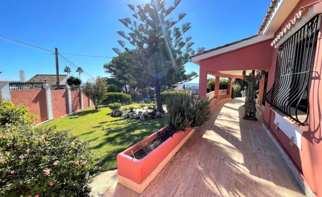 Venta · Villa / Chalet · Estepona · Costa del Sol