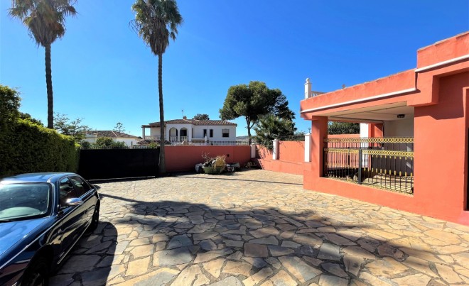 Venta · Villa / Chalet · Estepona · Costa del Sol