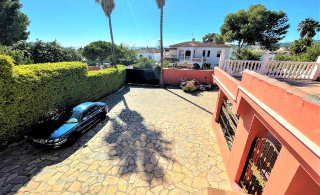 Venta · Villa / Chalet · Estepona · Costa del Sol