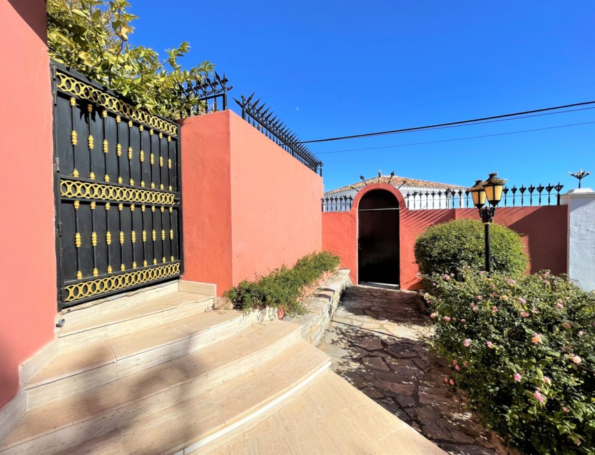 Venta · Villa / Chalet · Estepona · Costa del Sol