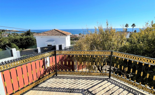 Venta · Villa / Chalet · Estepona · Costa del Sol