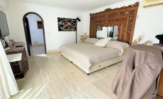 Venta · Villa / Chalet · Estepona · Costa del Sol