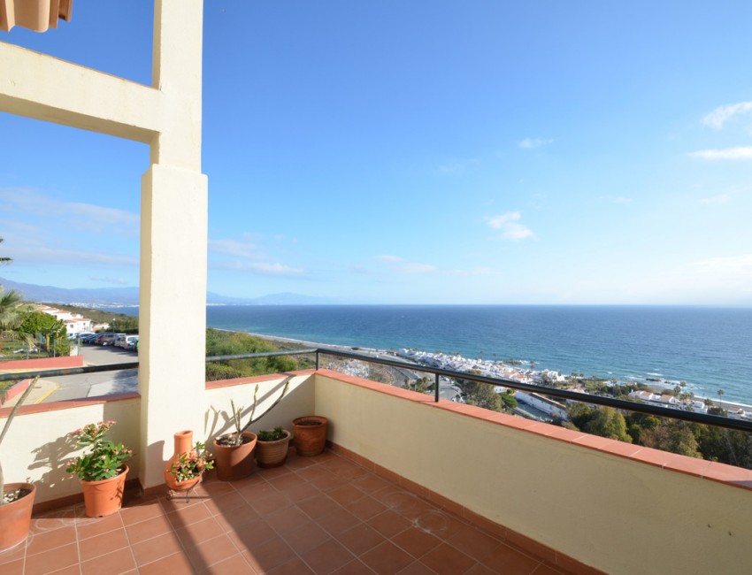 Sale · Apartment / Flat · La Duquesa · Costa del Sol