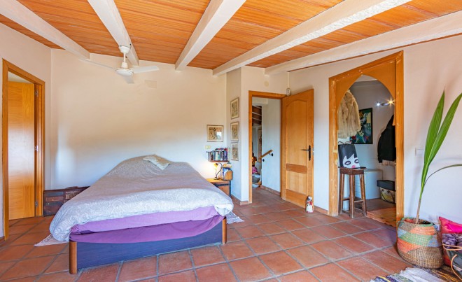 Venta · Villa / Chalet · Casares · Costa del Sol