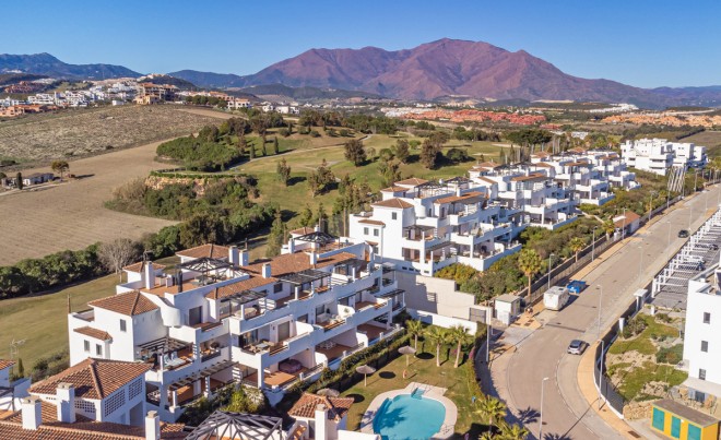 Sale · Apartment / Flat · Casares · Costa del Sol