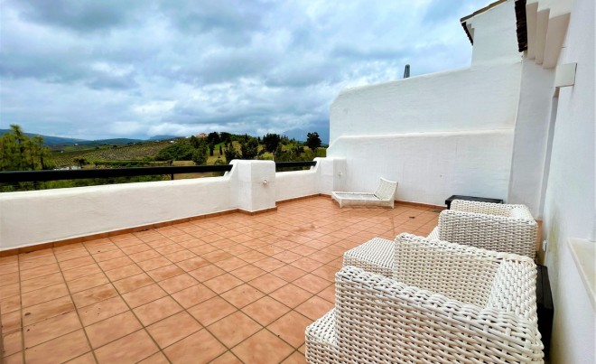 Sale · Apartment / Flat · Casares · Costa del Sol