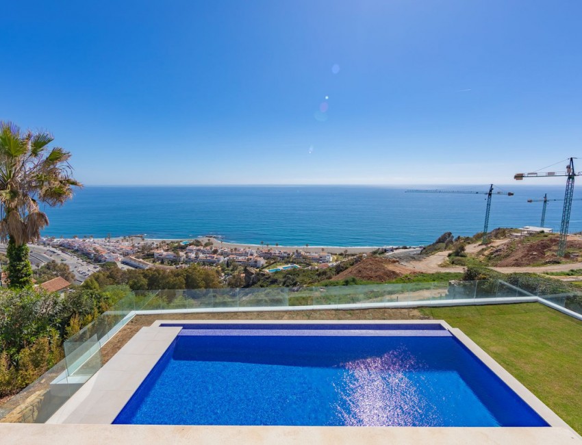 Venta · Villa / Chalet · La Duquesa · Costa del Sol