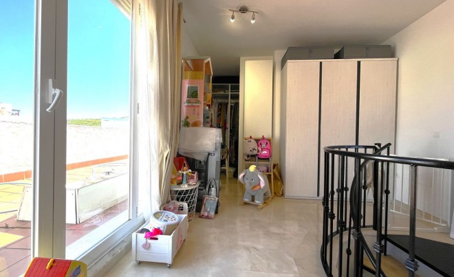 Venta · Apartamento / Piso · La Duquesa · Costa del Sol