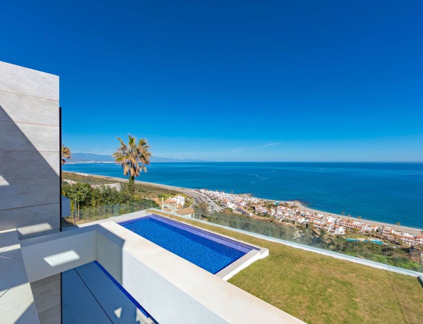 Venta · Villa / Chalet · Estepona · Costa del Sol