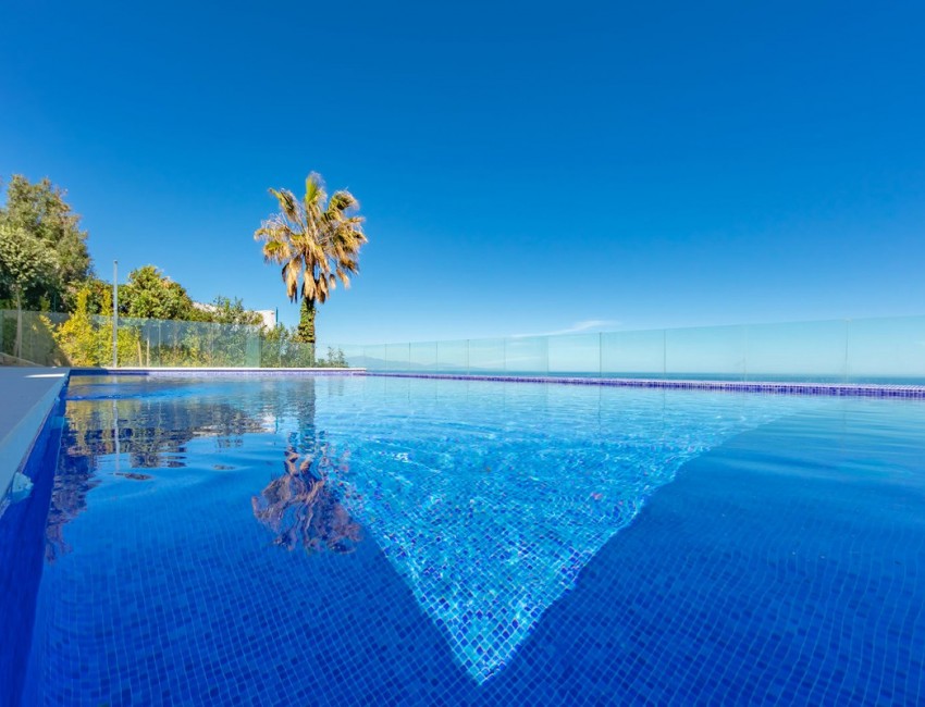 Venta · Villa / Chalet · Estepona · Costa del Sol